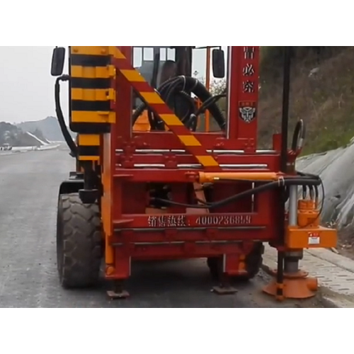 Multifunctional Highway guardrail Piling machine
